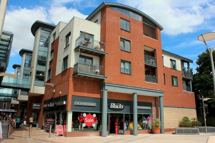 2 Bedroom Flat To Rent In The Forum, Horsham, RH12