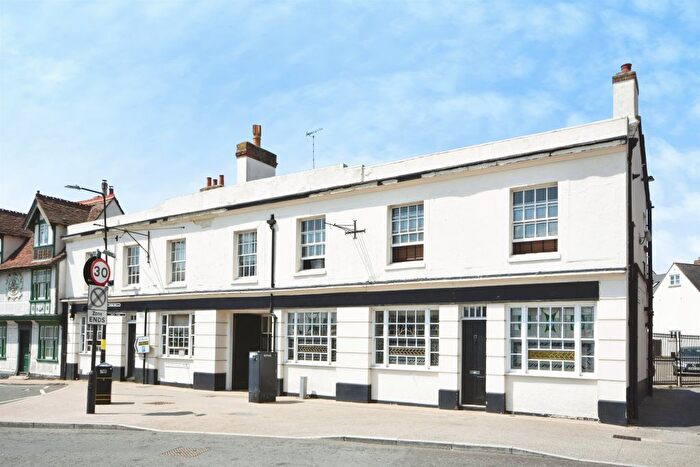 2 Bedroom Flat For Sale In Courtaulds Mews, Braintree, CM7