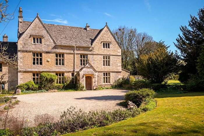 6 Bedroom Property For Sale In Sevenhampton, Cheltenham, GL54