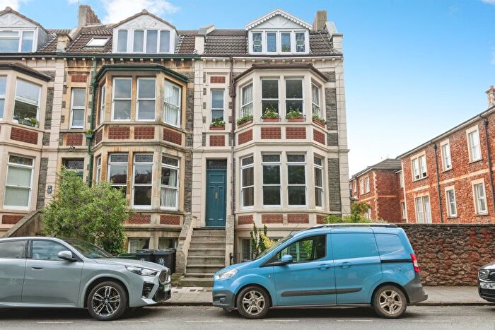 1 Bedroom Flat For Sale In Alma Road, Clifton, Bristol, BS8