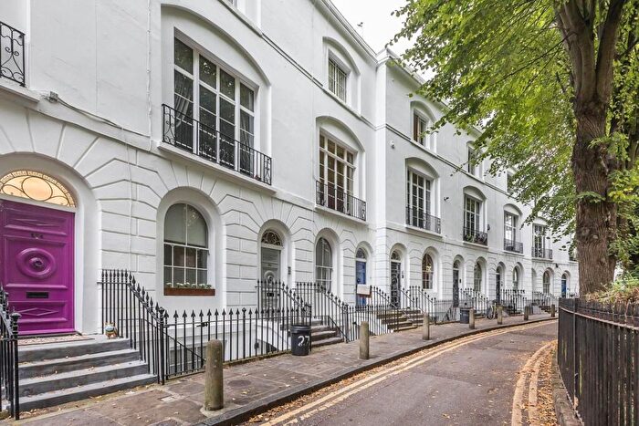 1 Bedroom Flat For Sale In Essex Road, London, N1