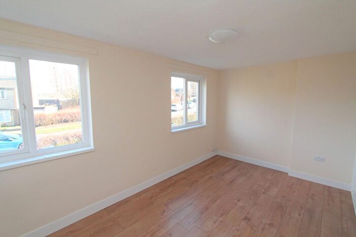 3 Bedroom Terraced House For Sale In Haseldine Meadows, Hatfield, AL10