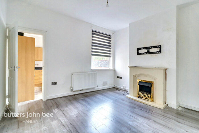 2 Bedroom End Of Terrace House For Sale In Fell Street, Stoke-On-Trent, ST6