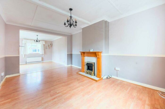 3 Bedroom Semi-Detached House To Rent In Nigeria Road, Charlton, London, SE7