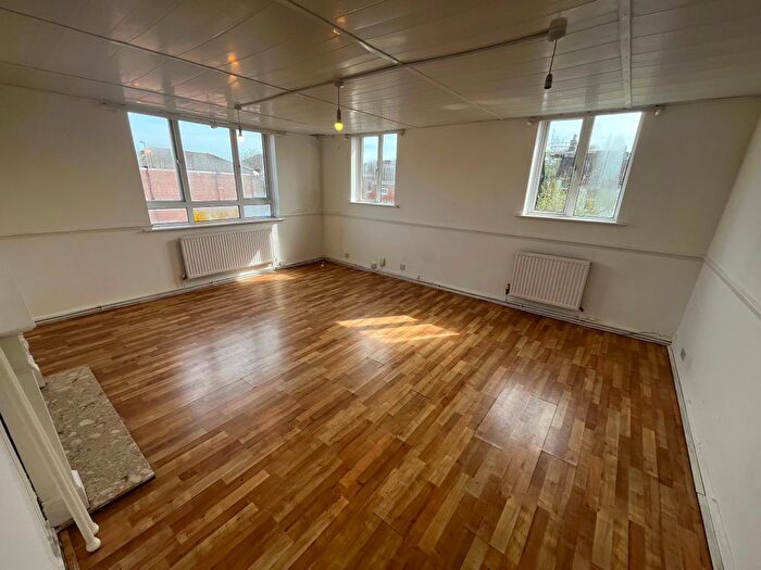 2 Bedroom Flat To Rent In Flat A Waterloo Road, Southampton, SO15