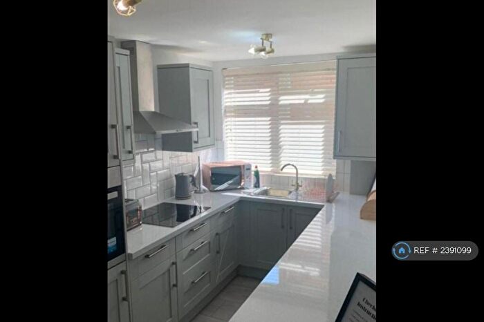 1 Bedroom Flat To Rent In Cambridge Street, Rugby, CV21