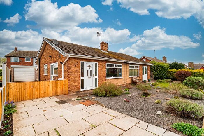 2 Bedroom Semi-Detached Bungalow For Sale In Greenacres Crescent, Brayton, YO8
