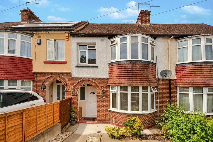 3 Bedroom Terraced House To Rent In Edna Road, Maidstone, Kent, ME14