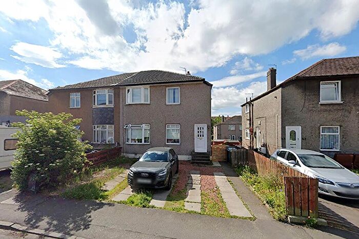 3 Bedroom Flat For Sale In , Crofton Avenue, Kings Park, G44