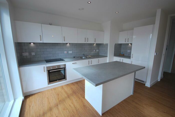 2 Bedroom Apartment To Rent In City Road, Hulme, Manchester, M15