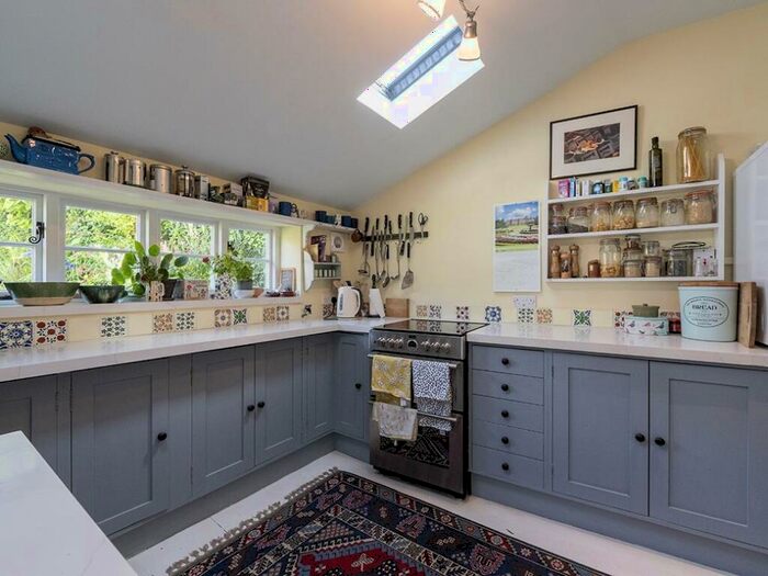 3 Bedroom Terraced House For Sale In Trendle Street Sherborne, DT9