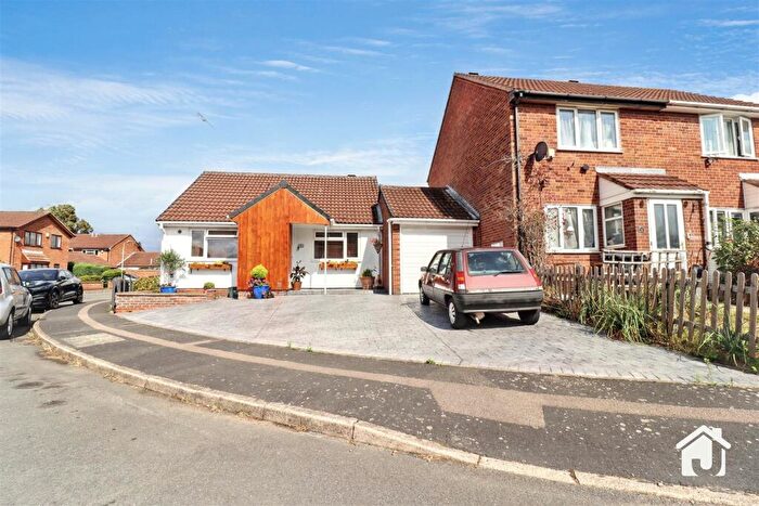 2 Bedroom Semi-Detached Bungalow For Sale In Barnsdale Road, Anstey Heights, Leicester, LE4