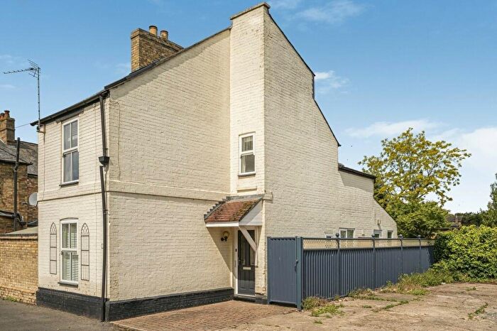 3 Bedroom Detached House For Sale In South Street, Huntingdon, Cambridgeshire., PE29