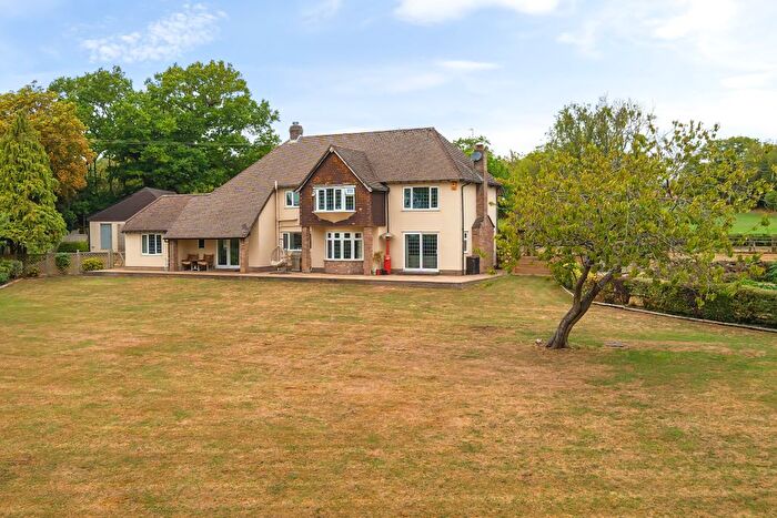 4 Bedroom Detached House For Sale In Church Road, Rudgeway, BS35
