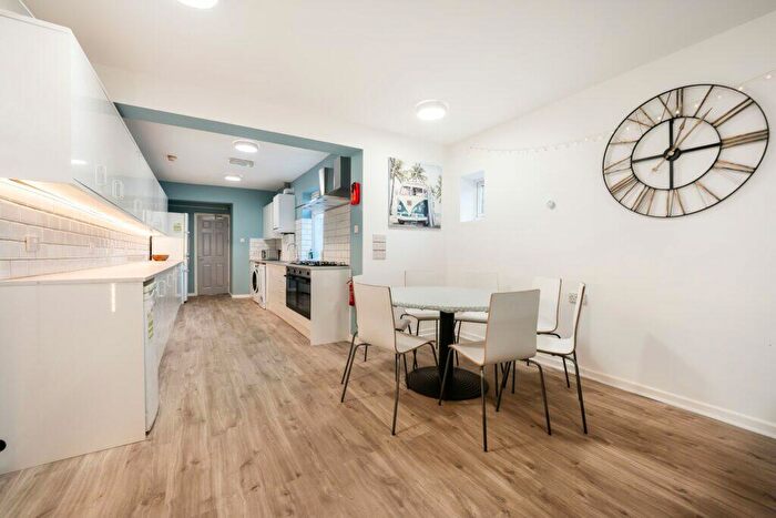 9 Bedroom Terraced House To Rent In Harrow Road, Selly Oak, Birmingham, B29