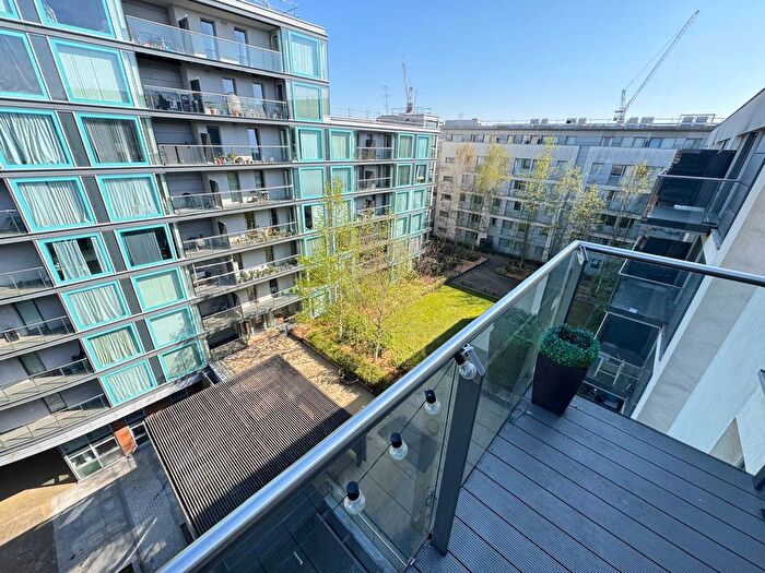 1 Bedroom Flat To Rent In Cardinal Building, High Village Point, Station Approach, Hayes, UB3