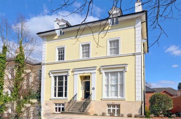 1 Bedroom Flat To Rent In The Park, Cheltenham, GL50