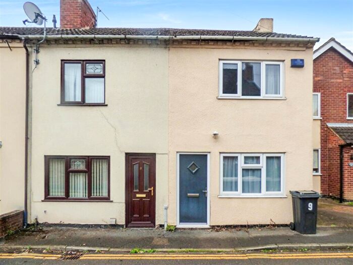 2 Bedroom End Of Terrace House To Rent In Navigation Street, Measham, Swadlincote, DE12