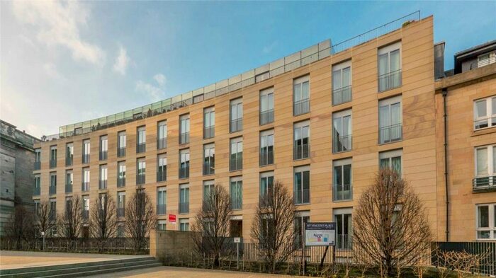 2 Bedroom Flat To Rent In St Vincent Place, Edinburgh, EH3