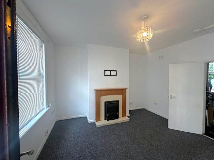 1 Bedroom Detached House To Rent In Beckett Hospital Terrace, Barnsley, S70