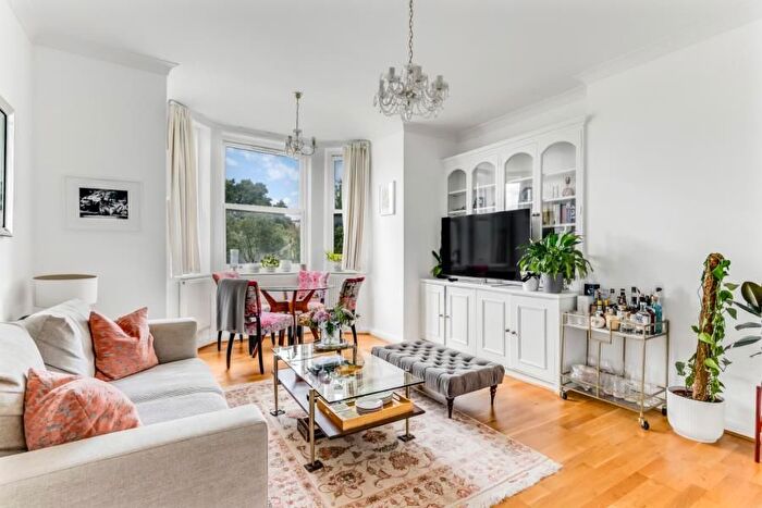 1 Bedroom Flat To Rent In Sutherland Avenue, Maida Vale, London, W9