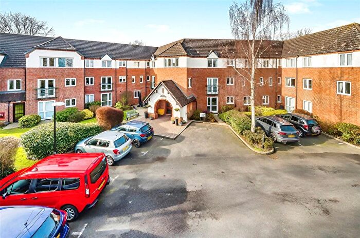 2 Bedroom Flat For Sale In Howard Road East, Kings Heath, Birmingham, B13
