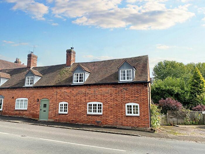 2 Bedroom Cottage To Rent In Coventry Road, Stoneleigh, CV8