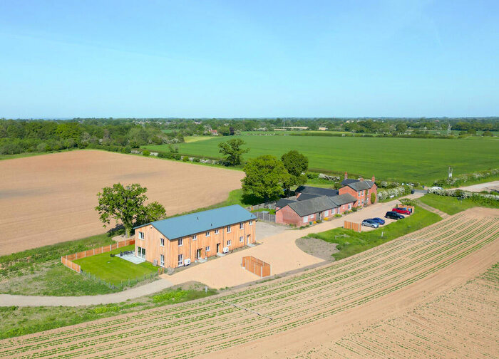 2 Bedroom Barn Conversion To Rent In Straight Road, East Bergholt, CO7