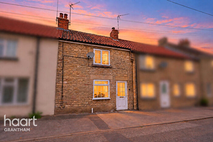 2 Bedroom Terraced House For Sale In Ermine Street, Grantham, NG32