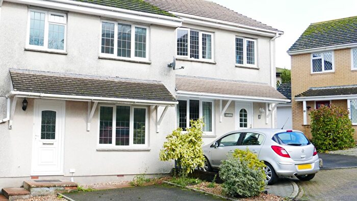 3 Bedroom Semi-Detached House For Sale In Hazelmead, Liskeard, Cornwall, PL14