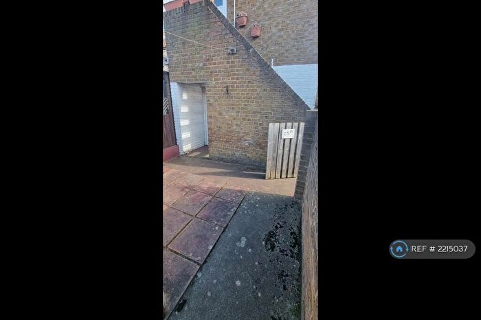 1 Bedroom Maisonette To Rent In Charles Street, Greenhithe, DA9