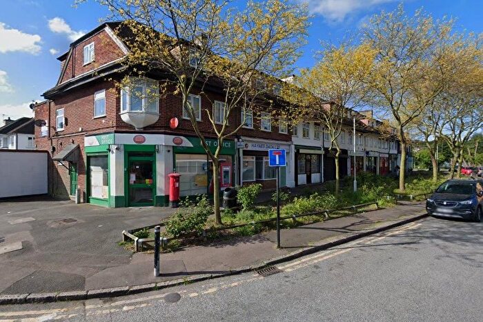 3 Bedroom Flat To Rent In Hatch Lane, London, E4