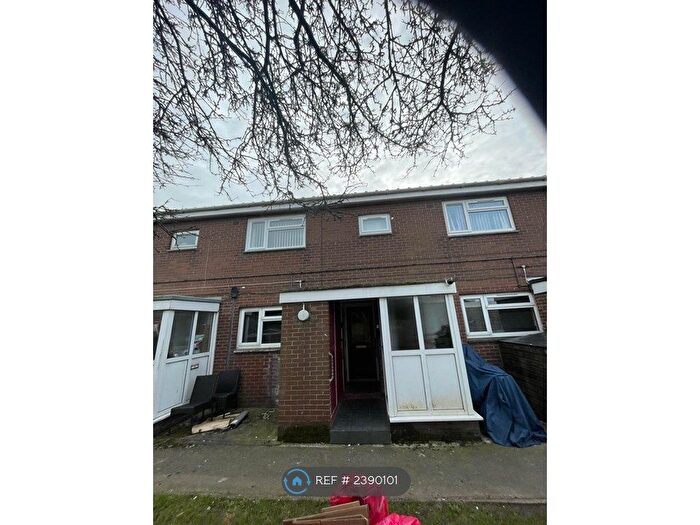 2 Bedroom Flat To Rent In Boston Way, Blackpool, FY4