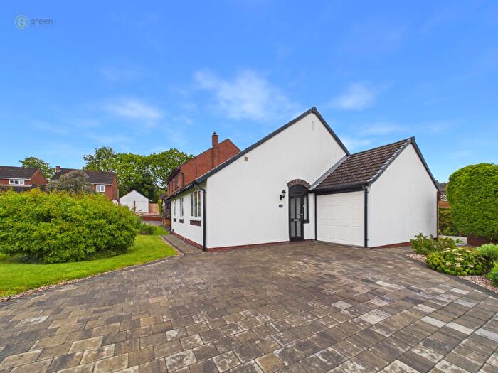 3 Bedroom Detached Bungalow For Sale In Salisbury Grove, Walmley, Sutton Coldfield, B72