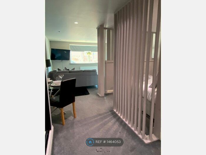 1 Bedroom Flat To Rent In European House, Southport, PR9