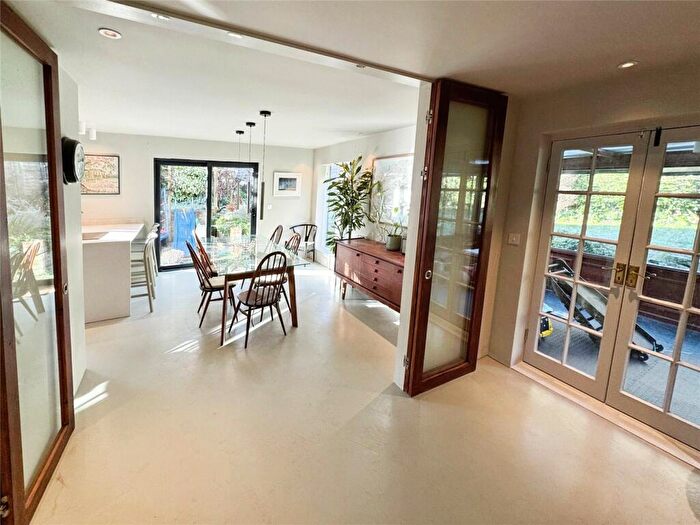 3 Bedroom Bungalow For Sale In Sawyers Close, Winchester, Hampshire, SO22