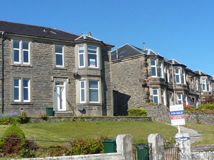 2 Bedroom Flat For Sale In Royal Crescent, Dunoon, PA23
