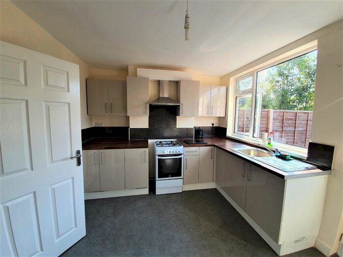 3 Bedroom Semi-Detached House To Rent In Henley Crescent, Leicester, LE3