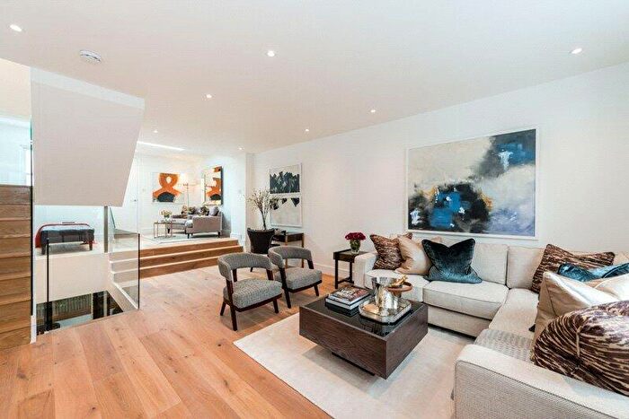 3 Bedroom Terraced House For Sale In Broadley Street, St John's Wood, London, NW8