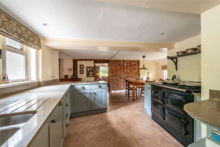 4 Bedroom Detached House For Sale In Middle Street, Brockham, Betchworth, Surrey, RH3
