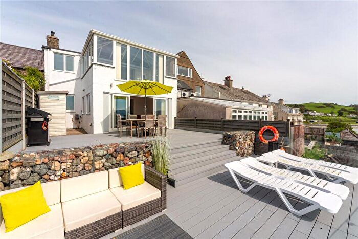 4 Bedroom Detached House For Sale In Castle Street, Criccieth, Gwynedd, LL52