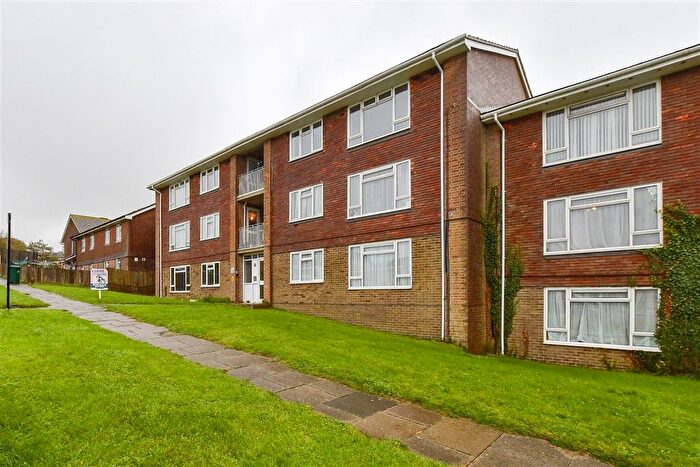 2 Bedroom Flat For Sale In Kipling Avenue, Woodingdean, Brighton, East Sussex, BN2