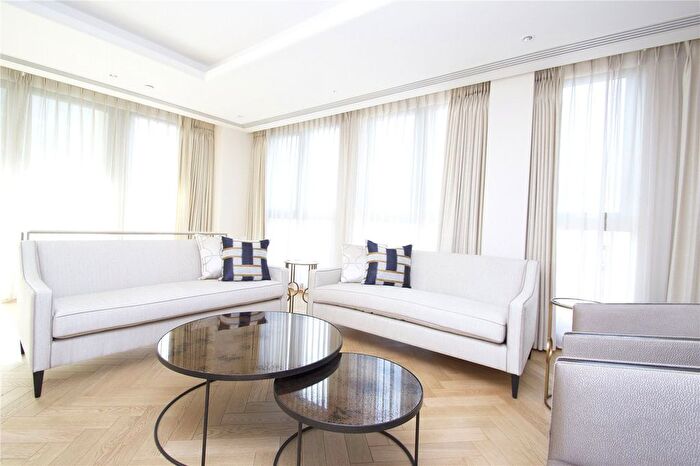 3 Bedroom Flat To Rent In Abell House, John Islip Street, Westminster, London, SW1P