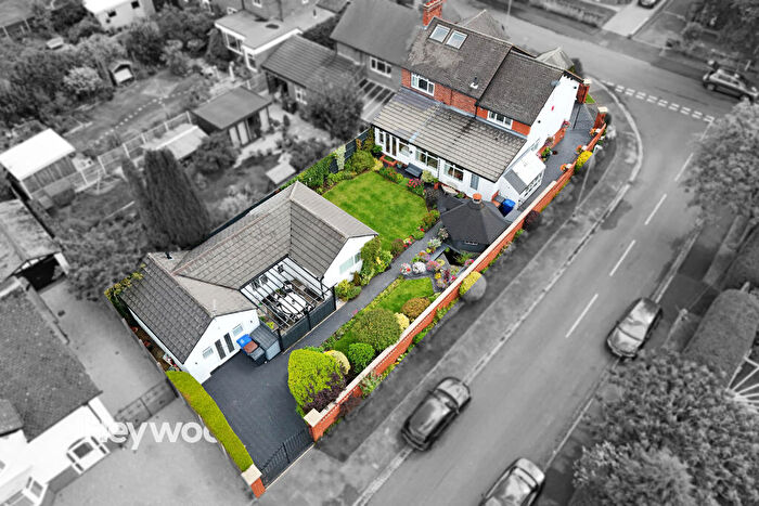 6 Bedroom House For Sale In Kingsway West, Westlands, Newcastle-under-Lyme, ST5