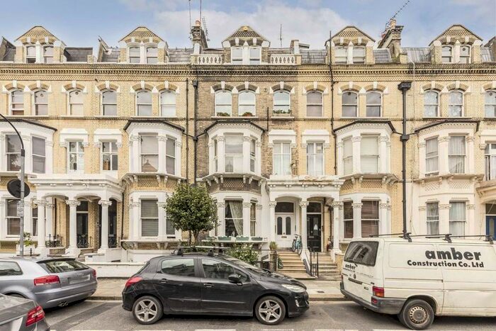 1 Bedroom Flat To Rent In Matheson Road, London, W14