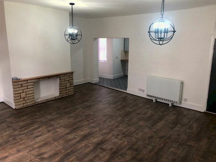 1 Bedroom Apartment To Rent In High St, Tewkesbury, GL20