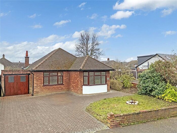 2 Bedroom Bungalow For Sale In Dunmow Gardens, West Horndon, Brentwood, Essex, CM13
