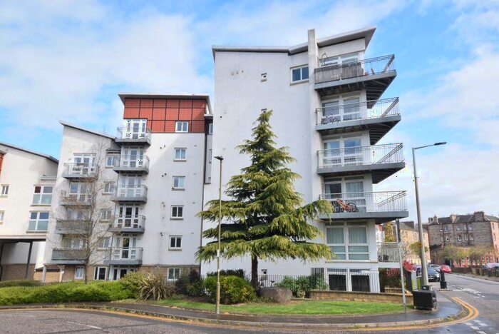 2 Bedroom Flat To Rent In Brunswick Road, Hillside, Edinburgh, EH7