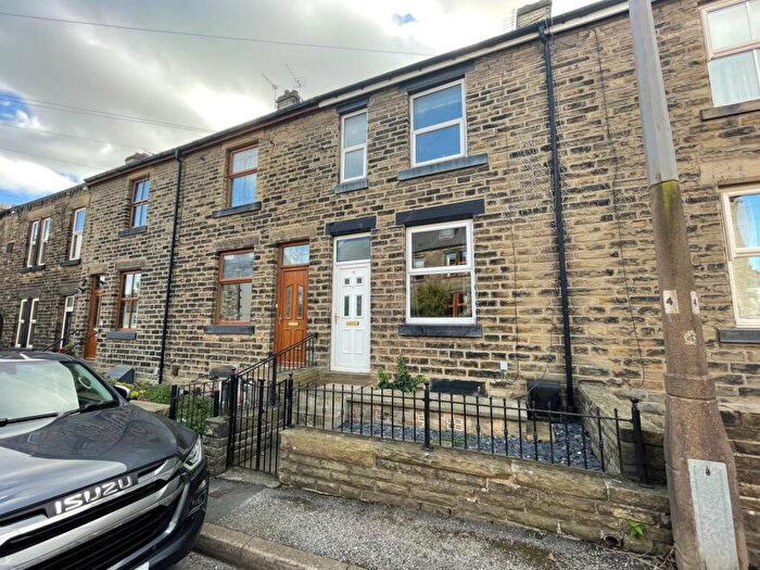 2 Bedroom Terraced House For Sale In Green Road, Penistone, S36