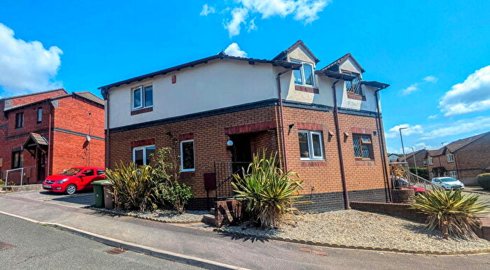 3 Bedroom Semi-Detached House For Sale In Fern Close, Plymouth, PL7